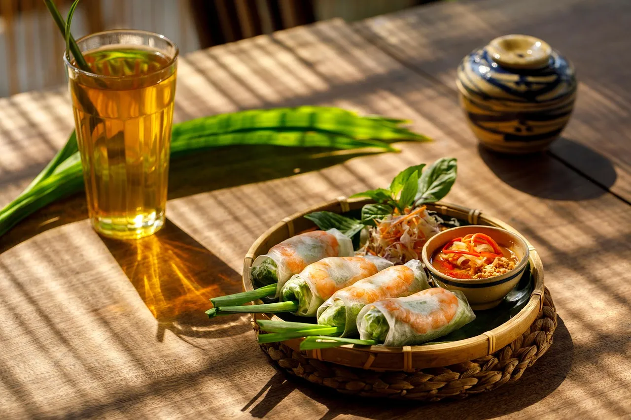 Are Spring Rolls Vegetarian or Vegan? (Shrimp, Pork & Fish Sauce)
