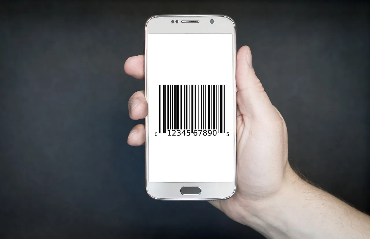 Best Food Scanner Apps in 2026 Compared: Yuka, Fig, Bobby Approved and More