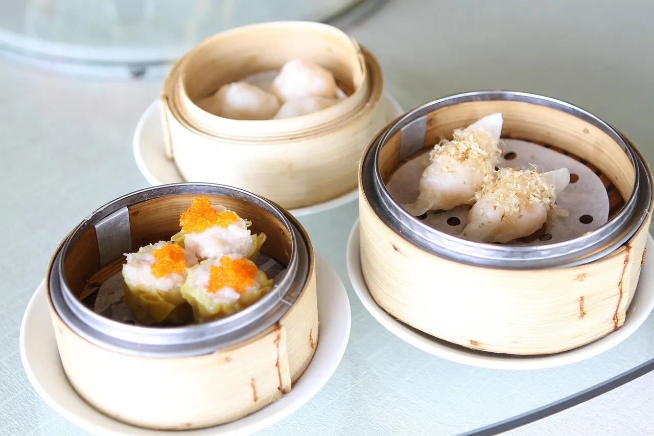 Is Dim Sum Vegetarian? (Pork, Shrimp & Hidden Stock)