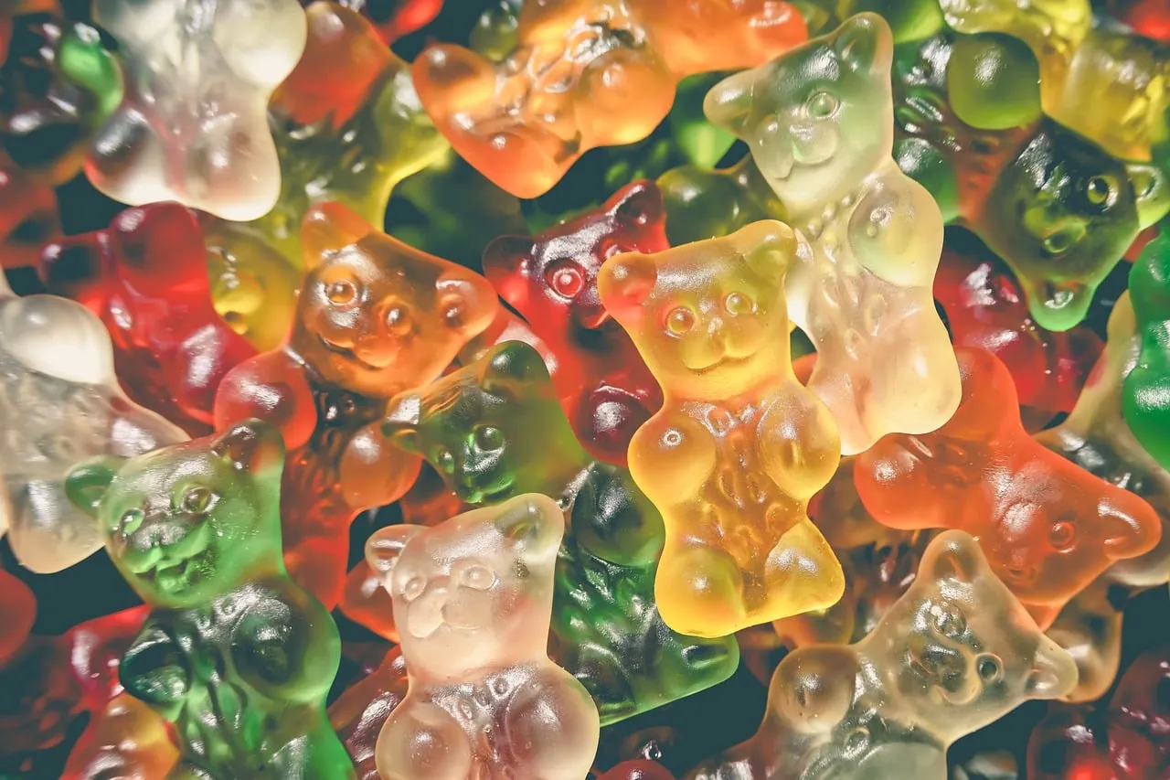 Is Gelatin Vegetarian or Vegan? (What It's Made From)