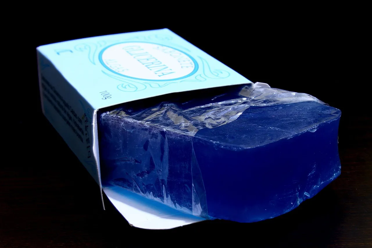 Is Glycerin (Glycerol) Vegan? Plant, Animal, or Synthetic