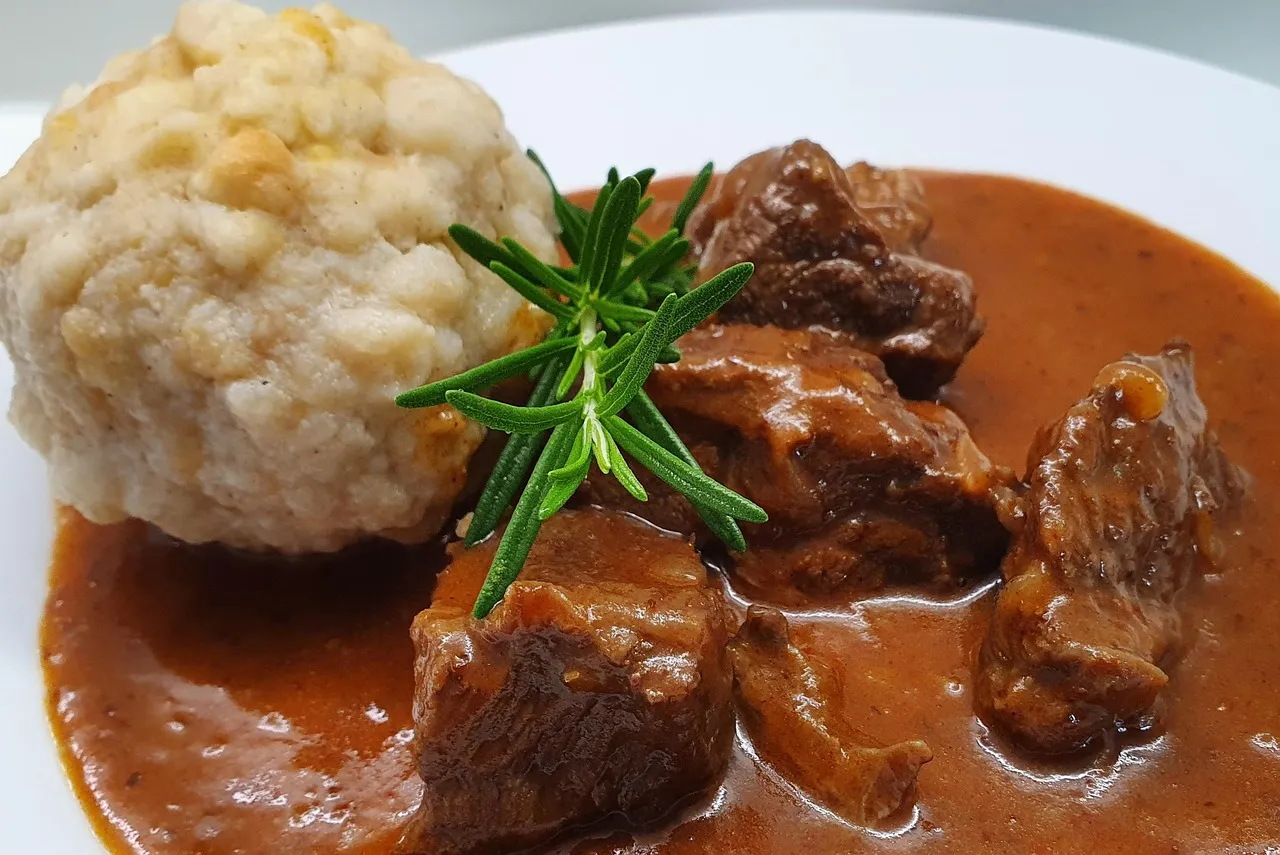 Is Goulash Vegetarian? (Beef & Pork Stew)