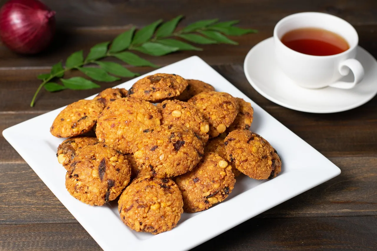 Is Vada Pav Vegan? (Mumbai's Potato Burger)